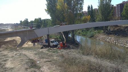 ¡Qué triste baja mi río.....!