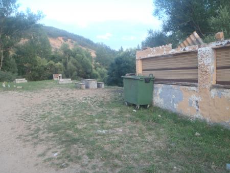 Merendero de Robles.