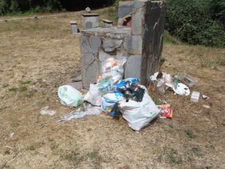 Merendero de Robles.