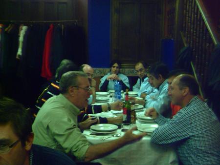 Re: QUERIDOS AMIGOS: PERMITIRME…….