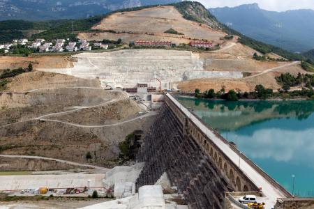 Re: Minicentrales SIN barreras